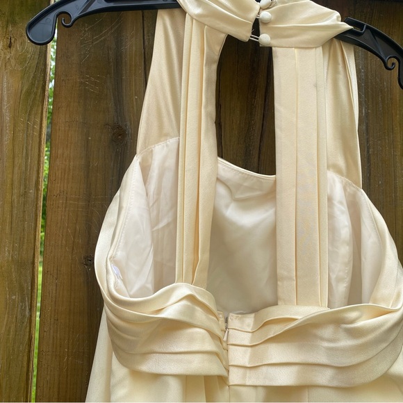 Classic sleeveless formal A line maxi dress wedding formal pleats cream S - Picture 10 of 15